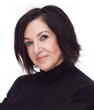 angela-caponi-2-300x350